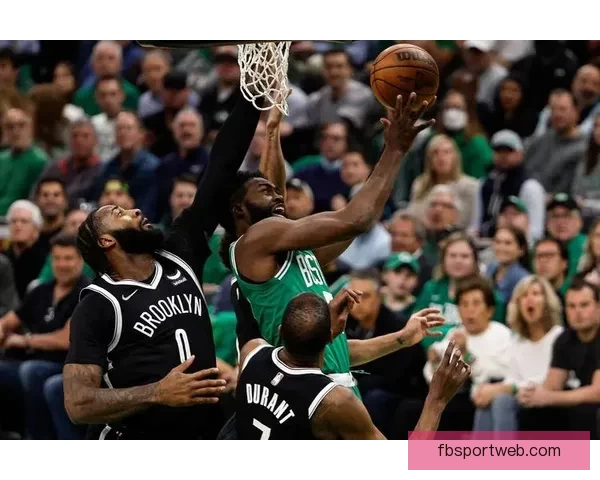 米勒得25分黄蜂全队六人得分上双大胜篮网布里奇斯三球准三双成焦点